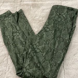 All in Motion green animal print leggings